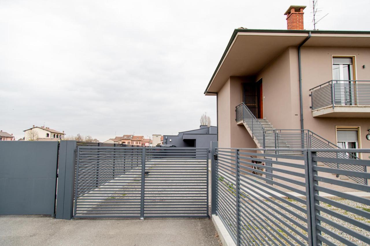 Tre Re - Spazioso Appartamento Con Parcheggio Cava Manara Exterior photo
